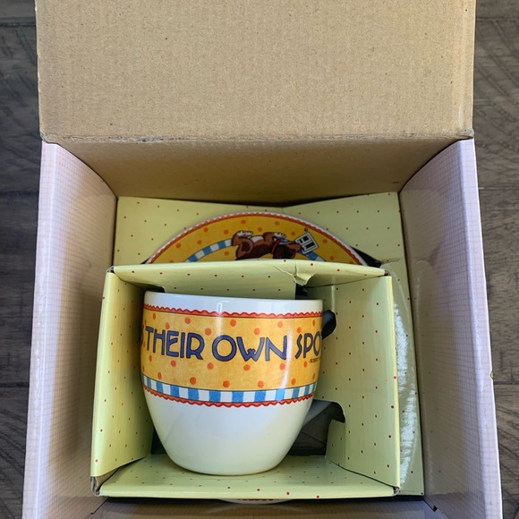 Mary Engelbreit Time For Tea Cup & Saucer Collection - Picture 3 of 4